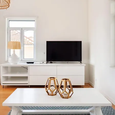 Saboia -spacious Gorgeous Apartment Estoril